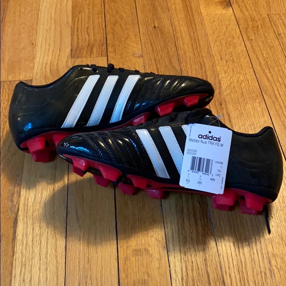 NWT Women’s Adidas Soccer Cleats - Size 8.5